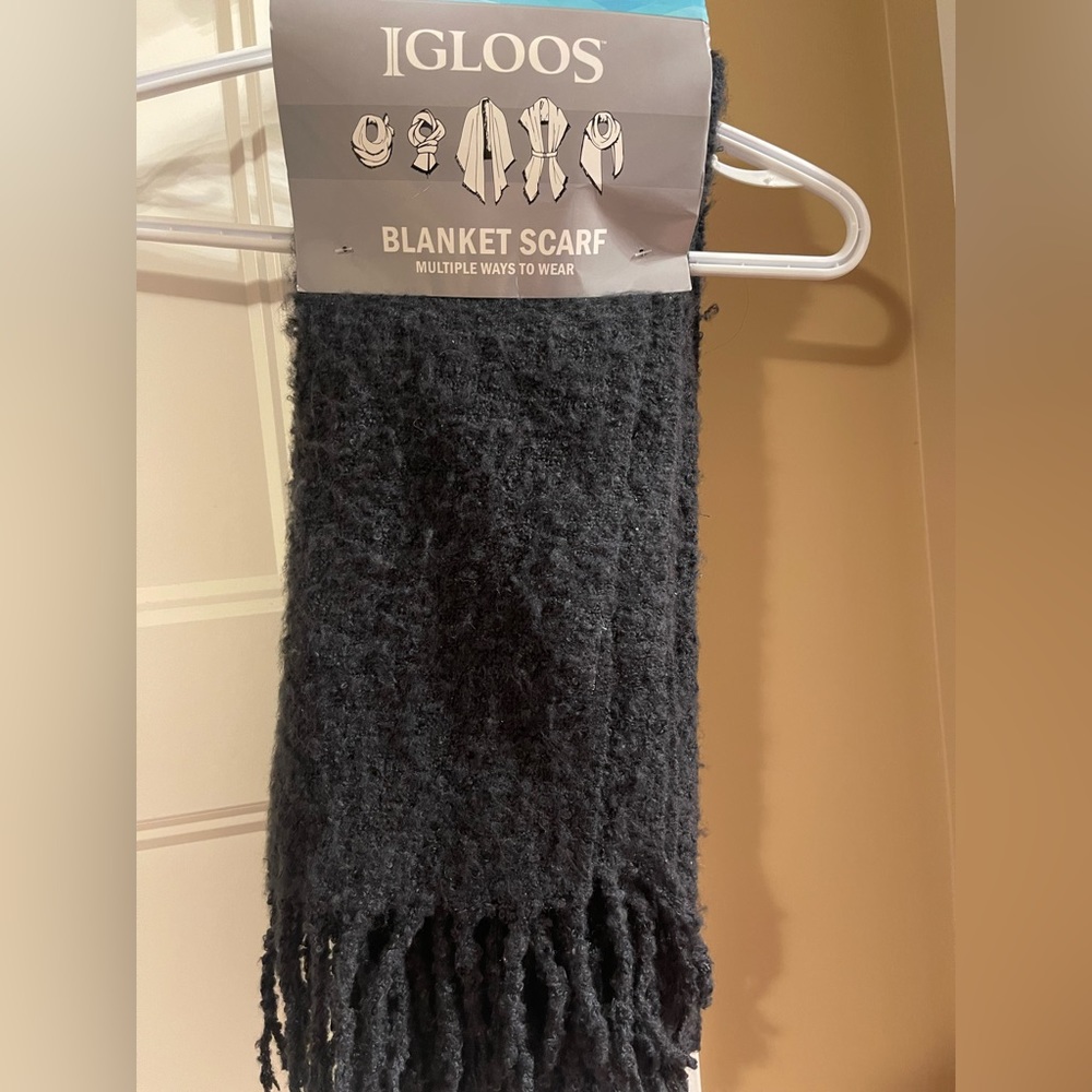NWT navy blue Blanket scarf.  So versatile.  Many ways of wearing.  One size.